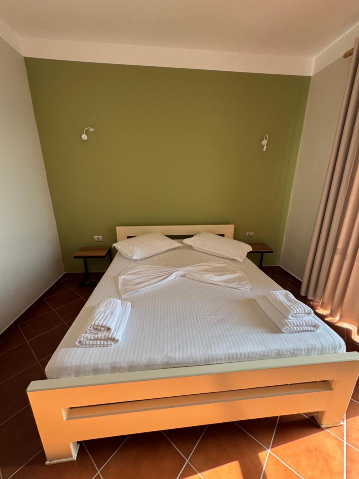 Hotel Cekodhima Radhime Luaran gambar